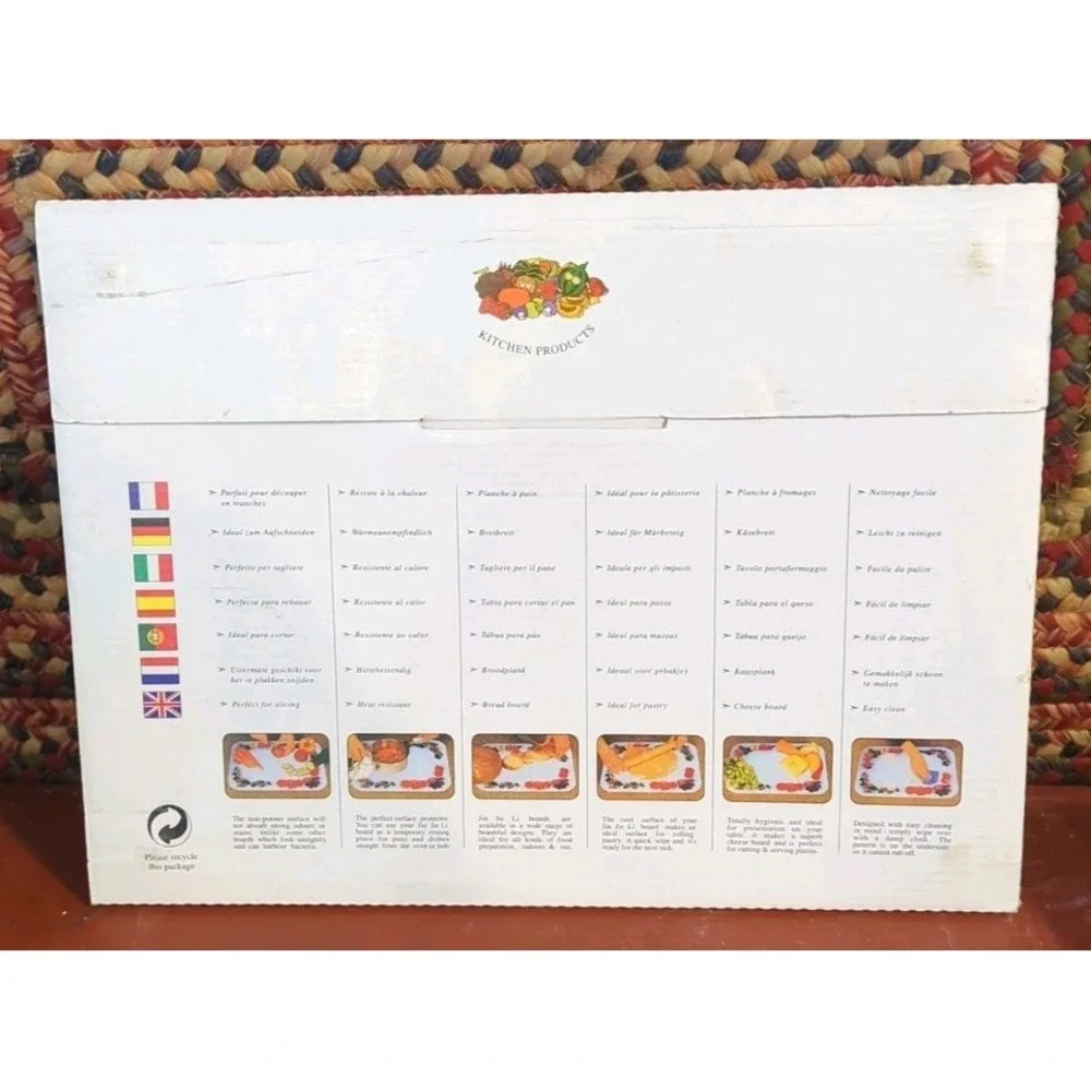 NOS The Universal Kitchen Board Multiple uses ,Safety Glass, Holiday Basket